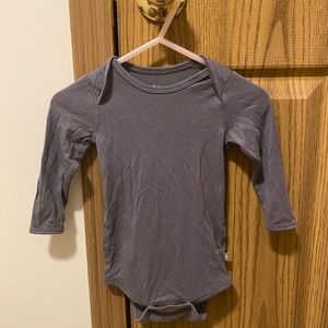 KYTE BABY long sleeve onesie 3-6 months charcoal gray